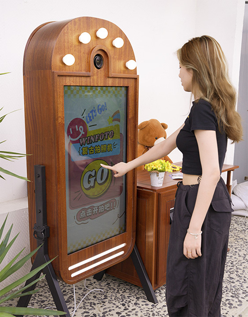 復(fù)古互動拍照機